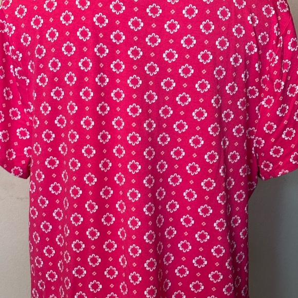 Gorgeous pink top-New without tag! - Picture 5 of 5